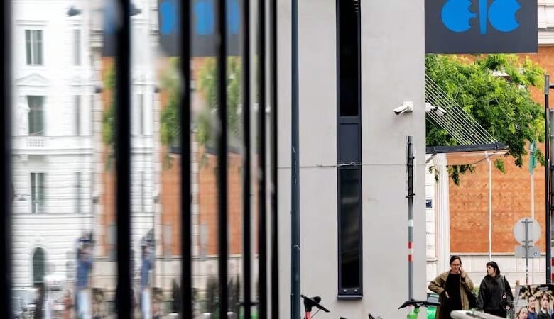  أوبك+-تتفق-على-زيادة-إنتاج-النفط-في-أكتوبر-وسط-مخاوف-من-تخمة-المعروض