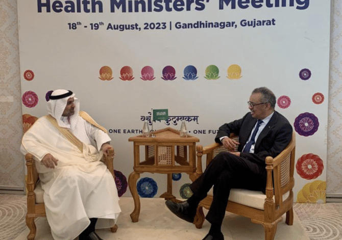 وزير-الصحة-السعودي-يلتقي-برئيس-منظمة-الصحة-العالمية-في-الهند